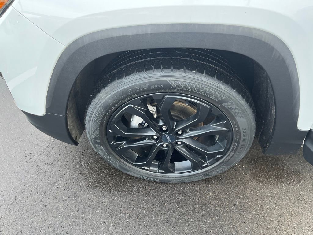Used 2019 GMC Terrain SLE w/ Black Edition image 21