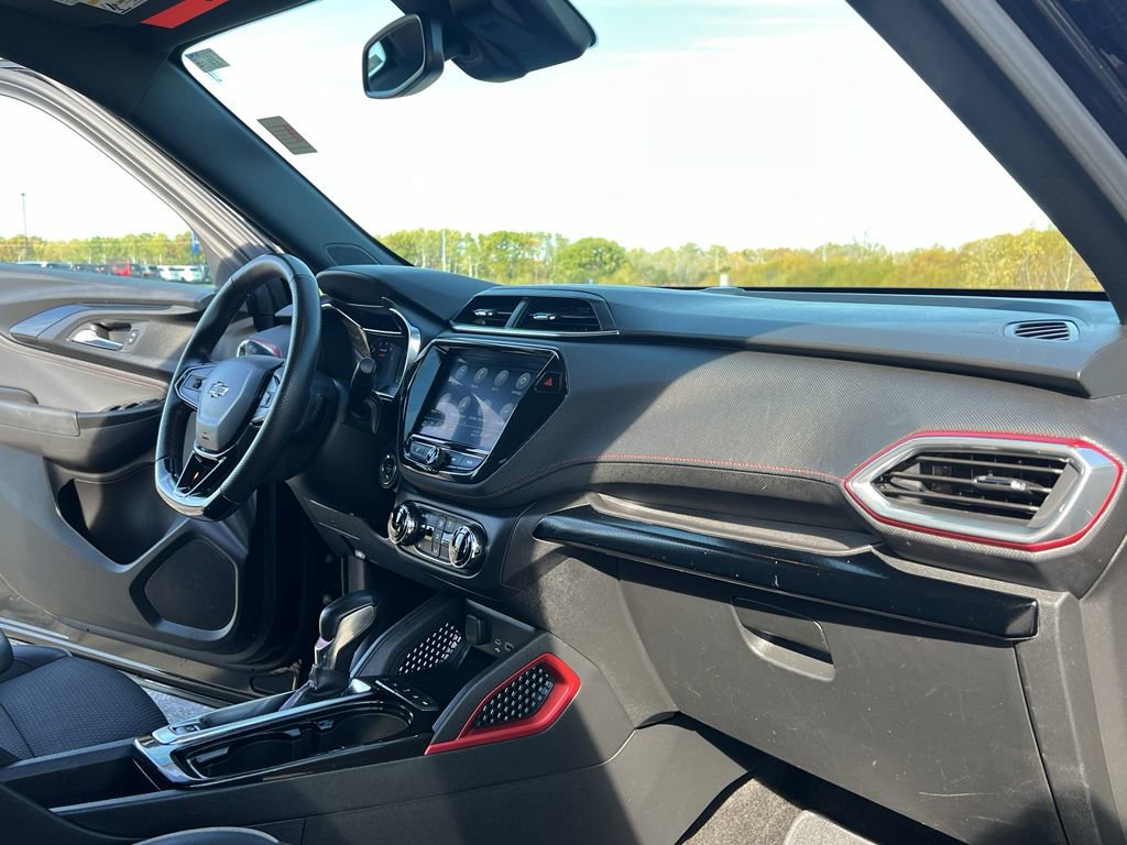 Used 2023 Chevrolet TrailBlazer RS w/ Convenience Package image 28