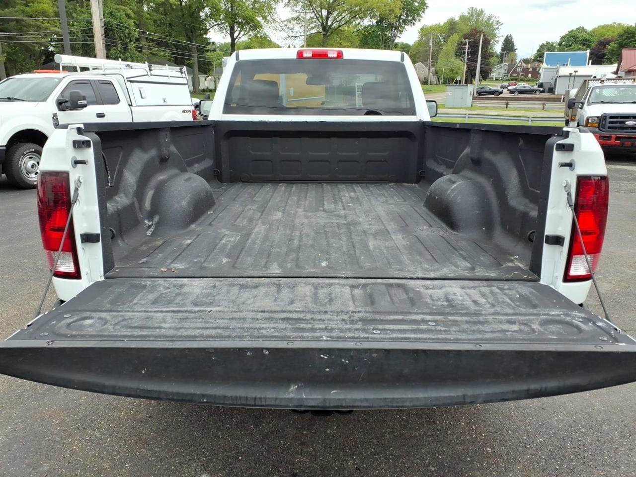 Used 2019 RAM 1500 Tradesman w/ Popular Equipment Group RWD image 9