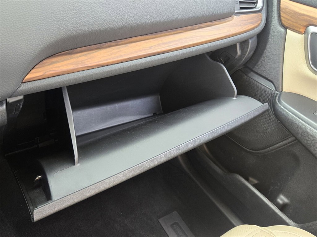 Used 2018 Honda CR-V Touring image 21