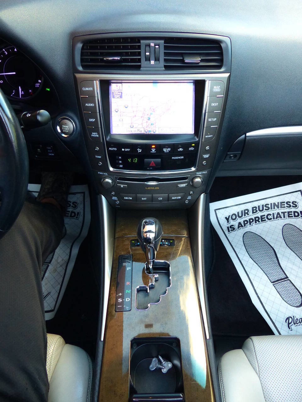 Used 2011 Lexus IS 250C w/ Luxury Pkg RWD image 39