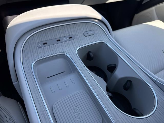 Used 2026 Hyundai Palisade Calligraphy image 33