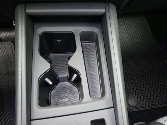 New 2026 Volkswagen Tiguan S image 9