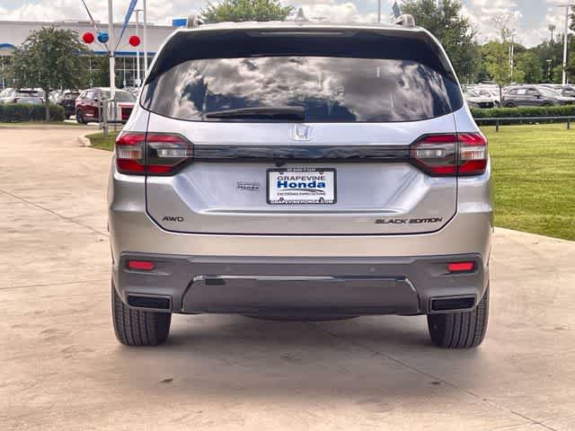 Certified 2026 Honda Pilot Black Edition image 6