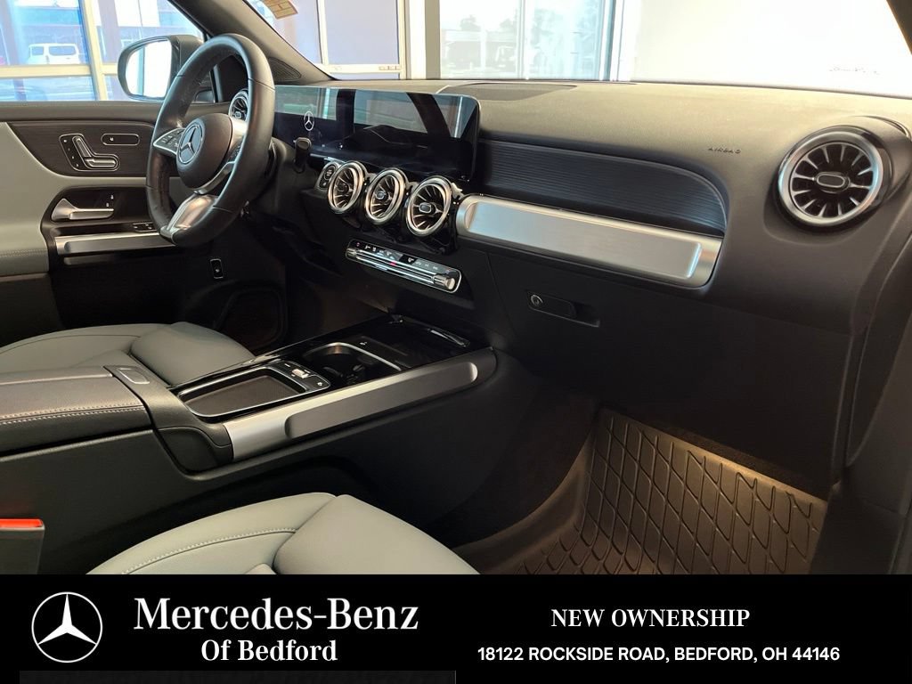 Used 2026 Mercedes-Benz GLB 250 4MATIC image 21