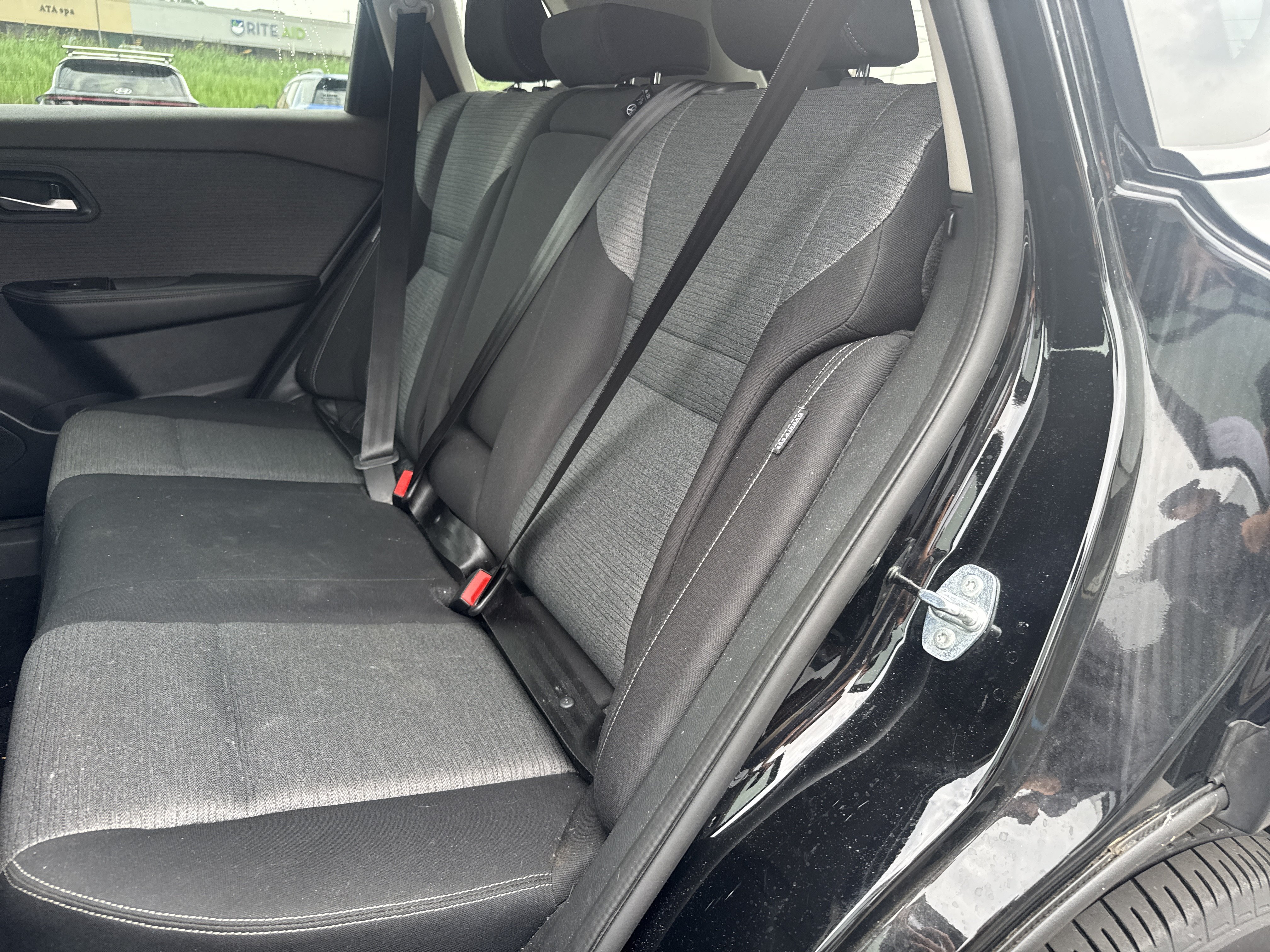 Used 2023 Nissan Rogue SV AWD/4WD image 13