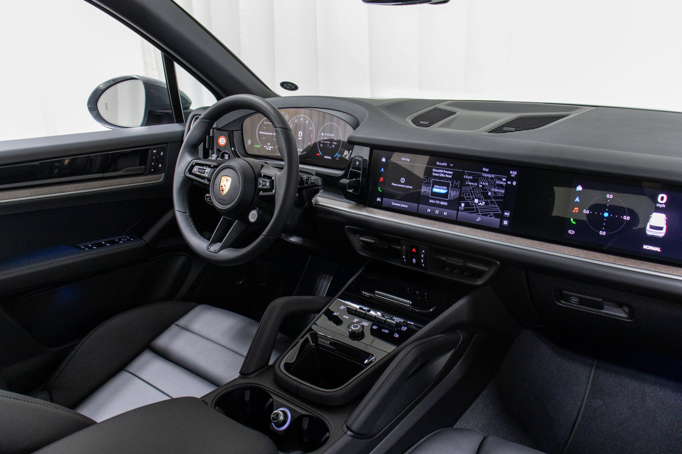 New 2025 Porsche Cayenne image 15