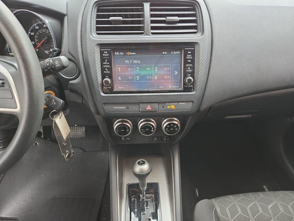 Used 2024 Mitsubishi Outlander Sport AWD image 18