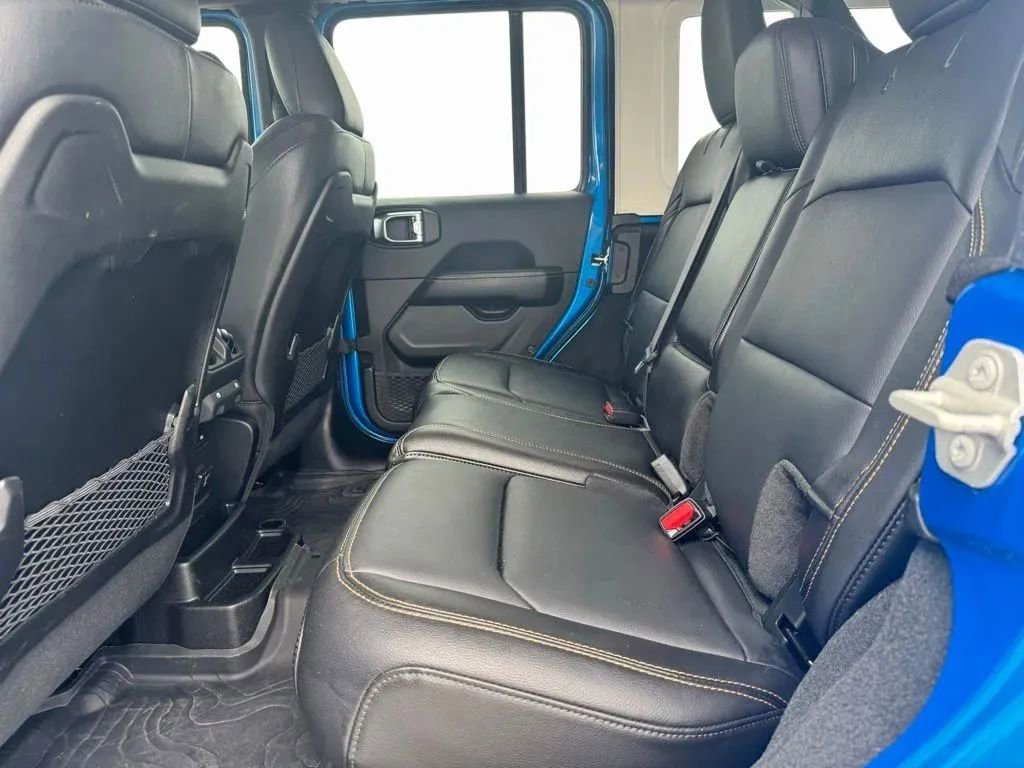 Used 2024 Jeep Wrangler Sahara w/ Technology Group image 24