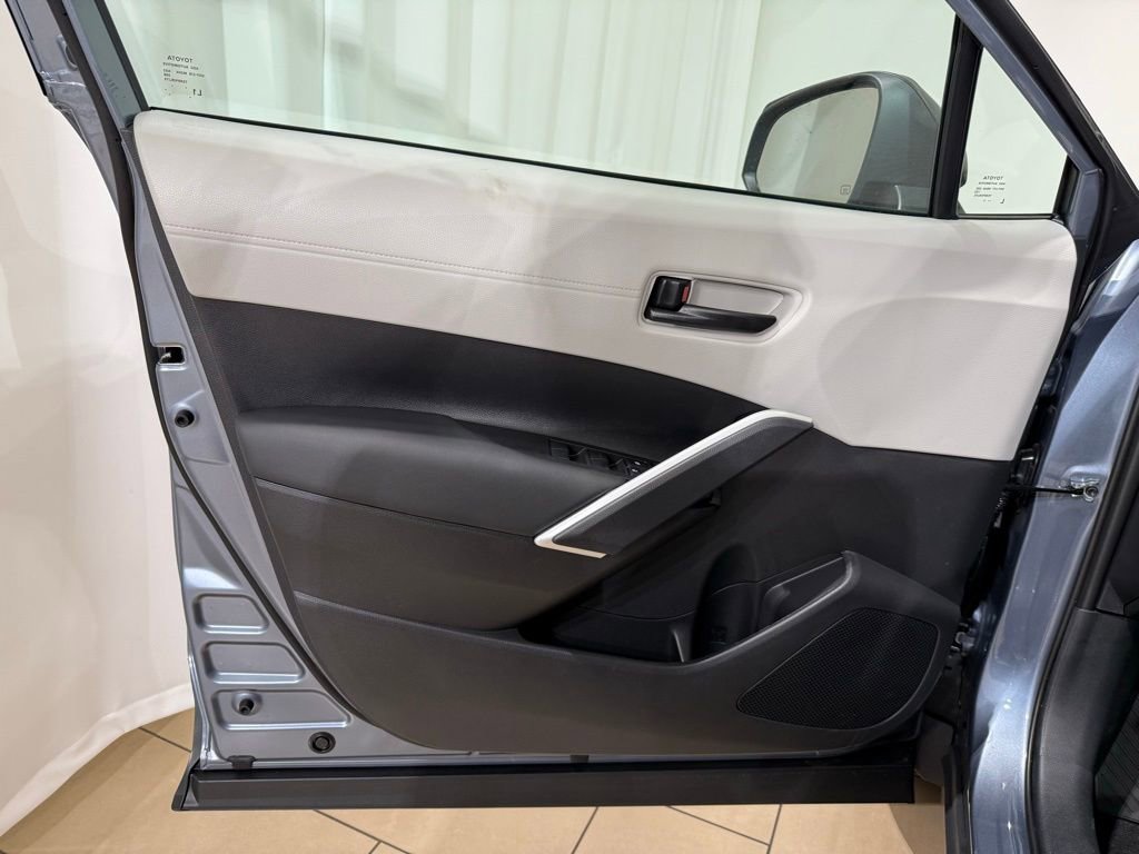 New 2026 Toyota Corolla Cross L image 15