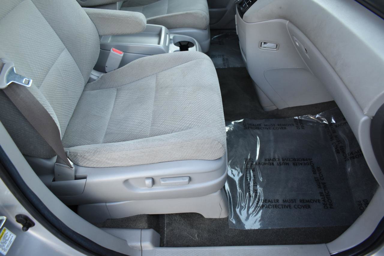 Used 2014 Honda Odyssey EX image 32