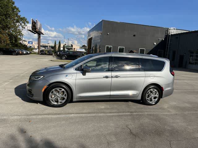 Used 2021 Chrysler Pacifica Limited FWD image 6