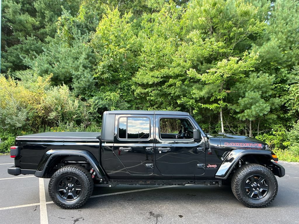 Used 2022 Jeep Gladiator Mojave w/ LED Lighting Group AWD/4WD image 6