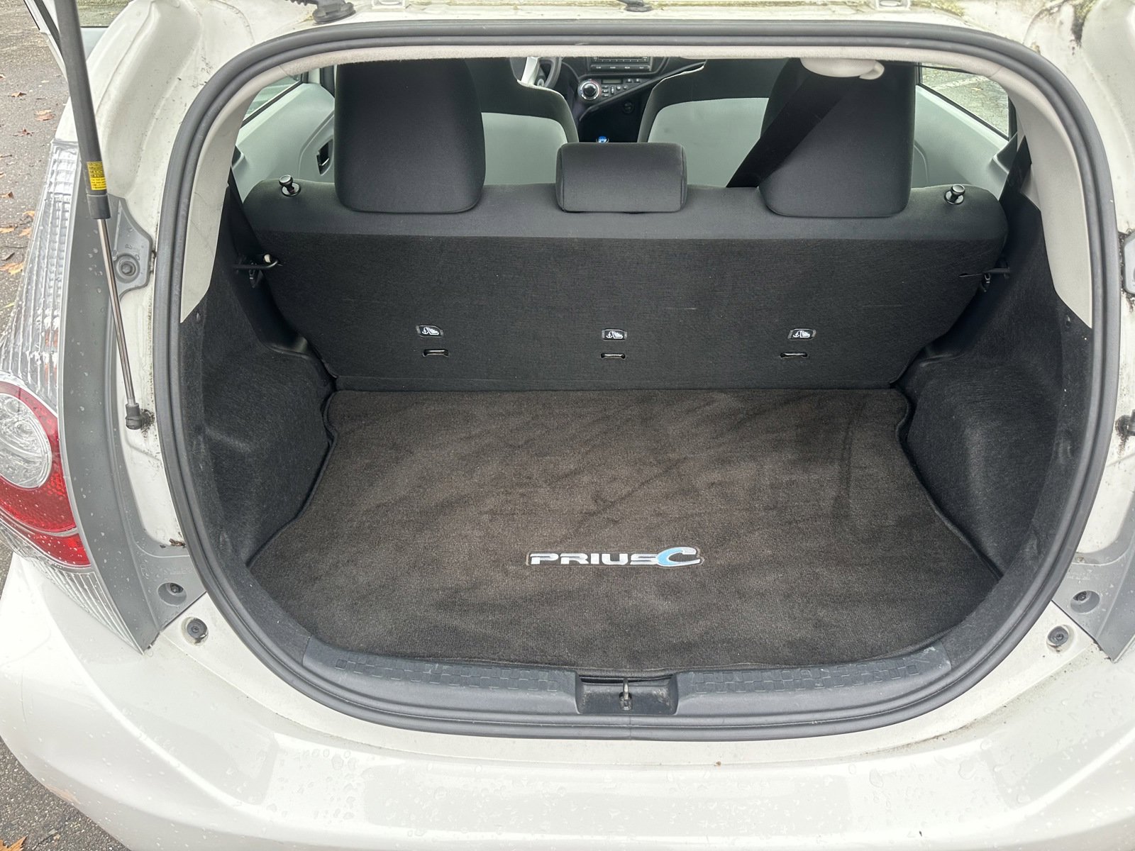 Used 2012 Toyota Prius C Four image 18