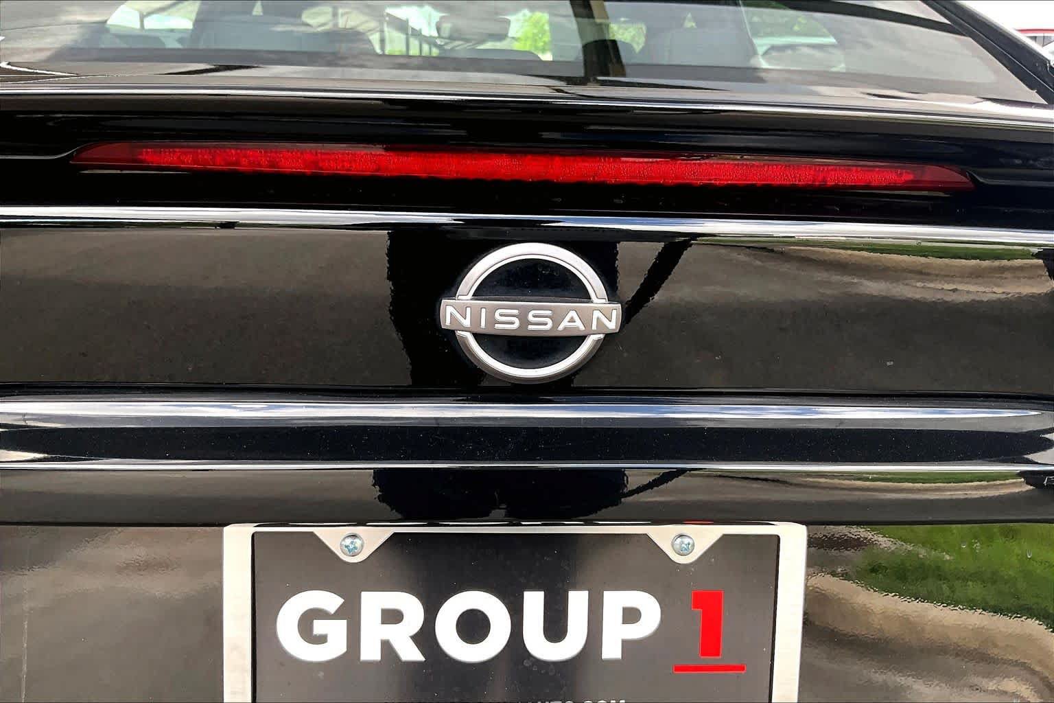 Certified 2023 Nissan Maxima SR w/ Sport Mat Group FWD image 31