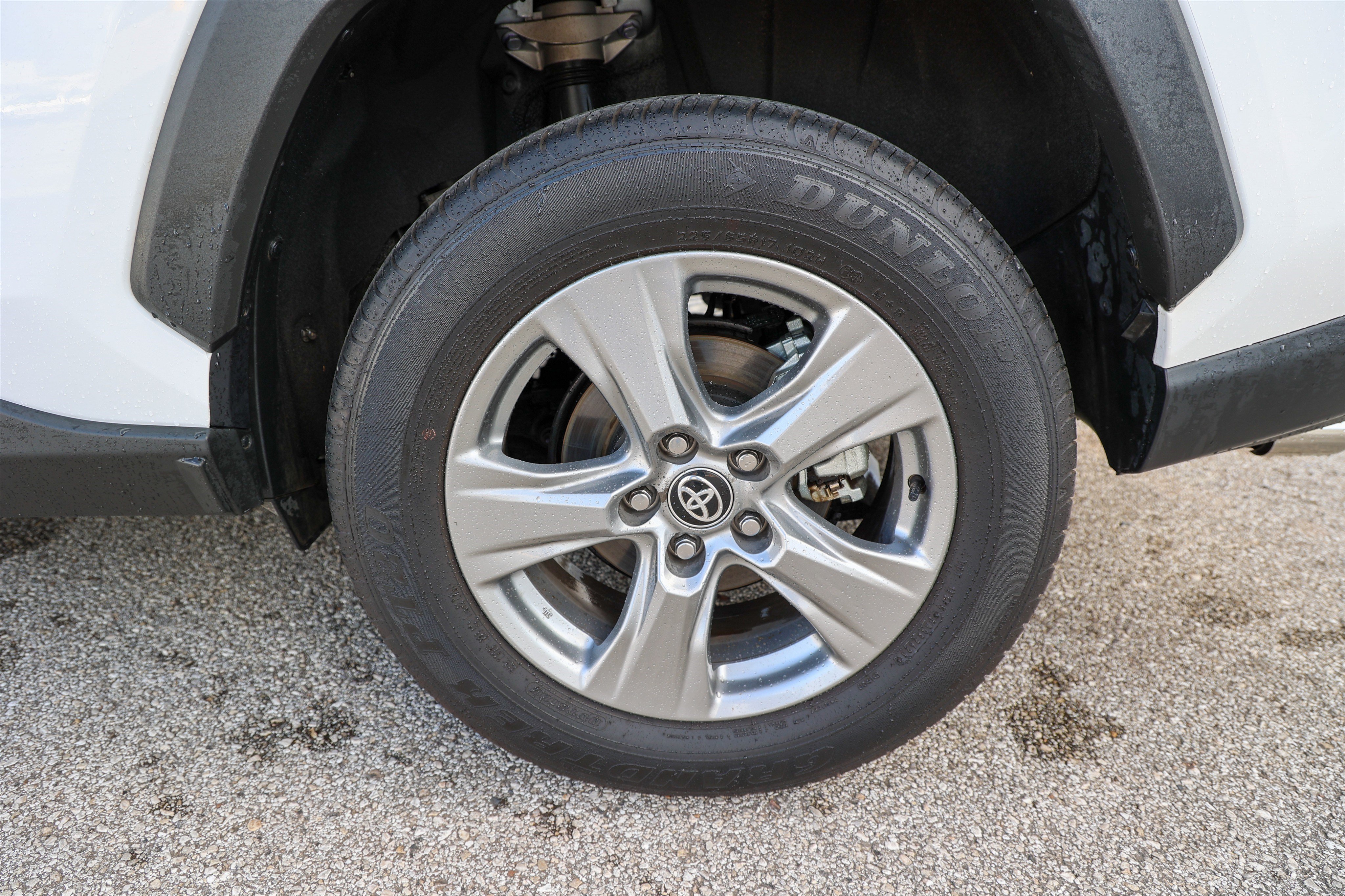 Certified 2025 Toyota RAV4 XLE w/ Convenience Package FWD image 14