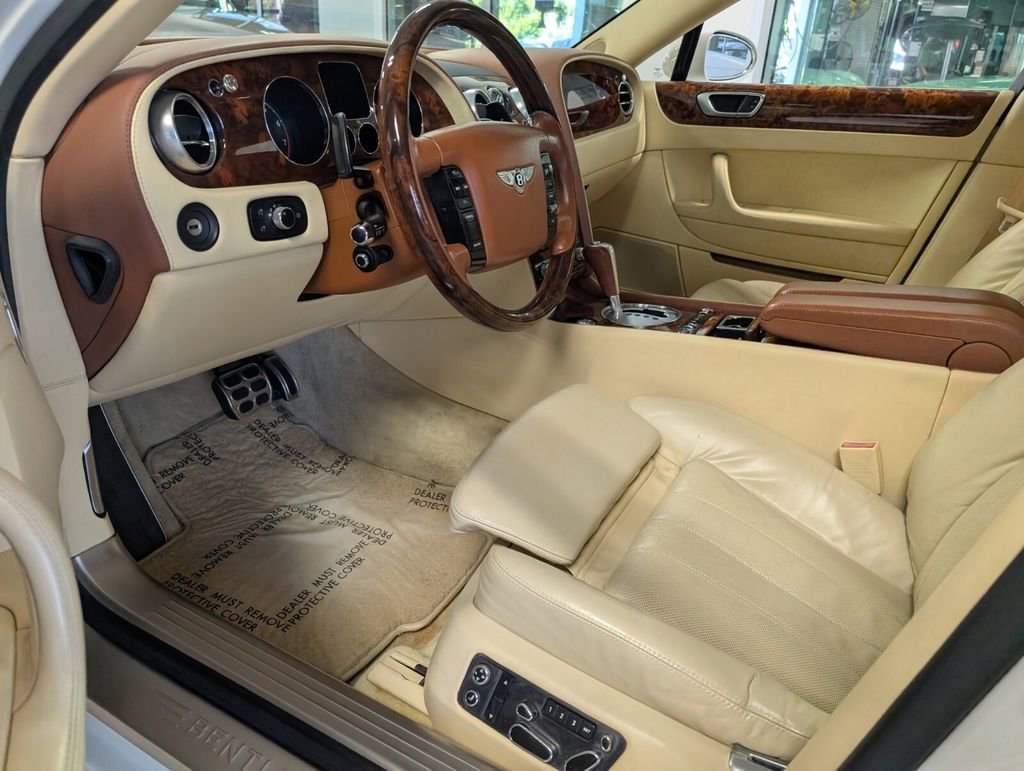 Used 2008 Bentley Flying Spur Flying Spur AWD/4WD image 11