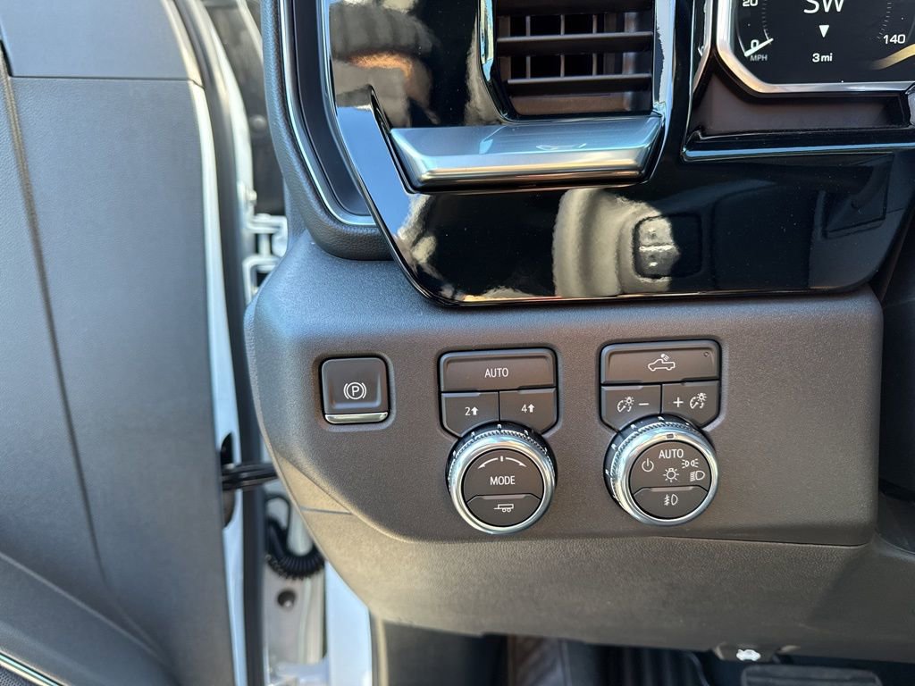 New 2026 GMC Sierra 1500 Elevation image 14