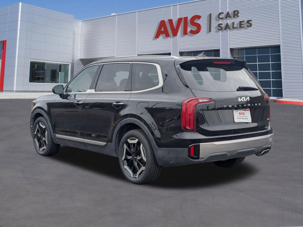 Used 2025 Kia Telluride S image 9