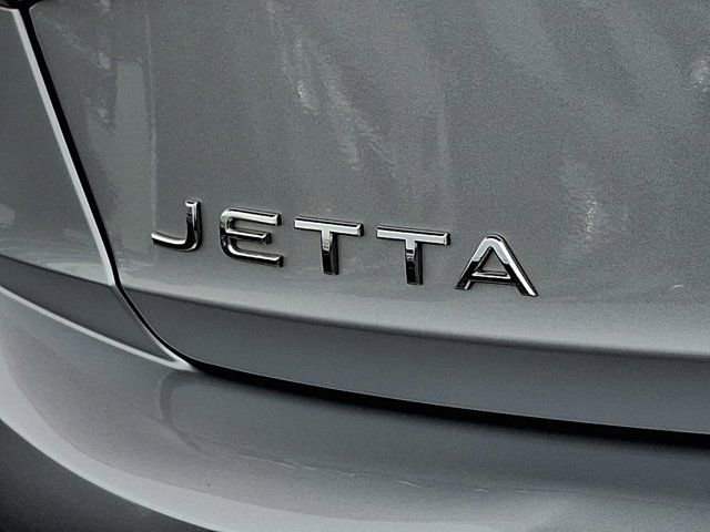 Used 2023 Volkswagen Jetta SE w/ Panoramic Sunroof Package FWD image 34
