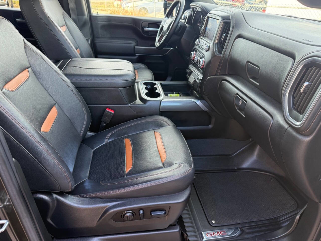 Used 2023 GMC Sierra 2500 AT4 image 22