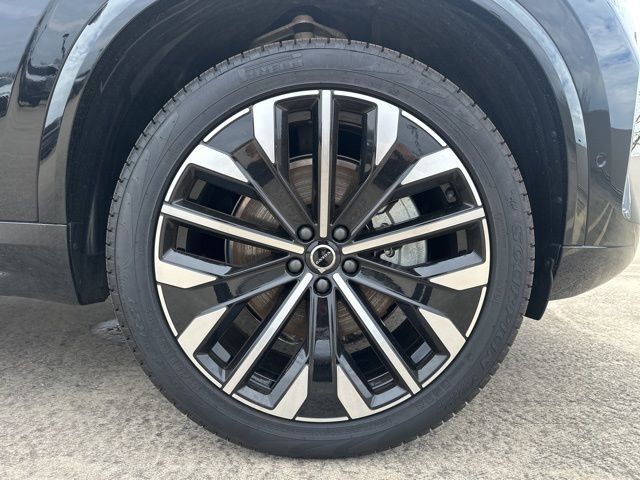 New 2026 Volvo XC90 B6 Ultra w/ Protection Package AWD/4WD image 9