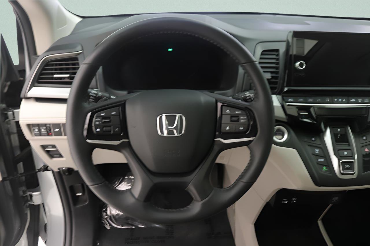 Used 2025 Honda Odyssey EX-L image 8
