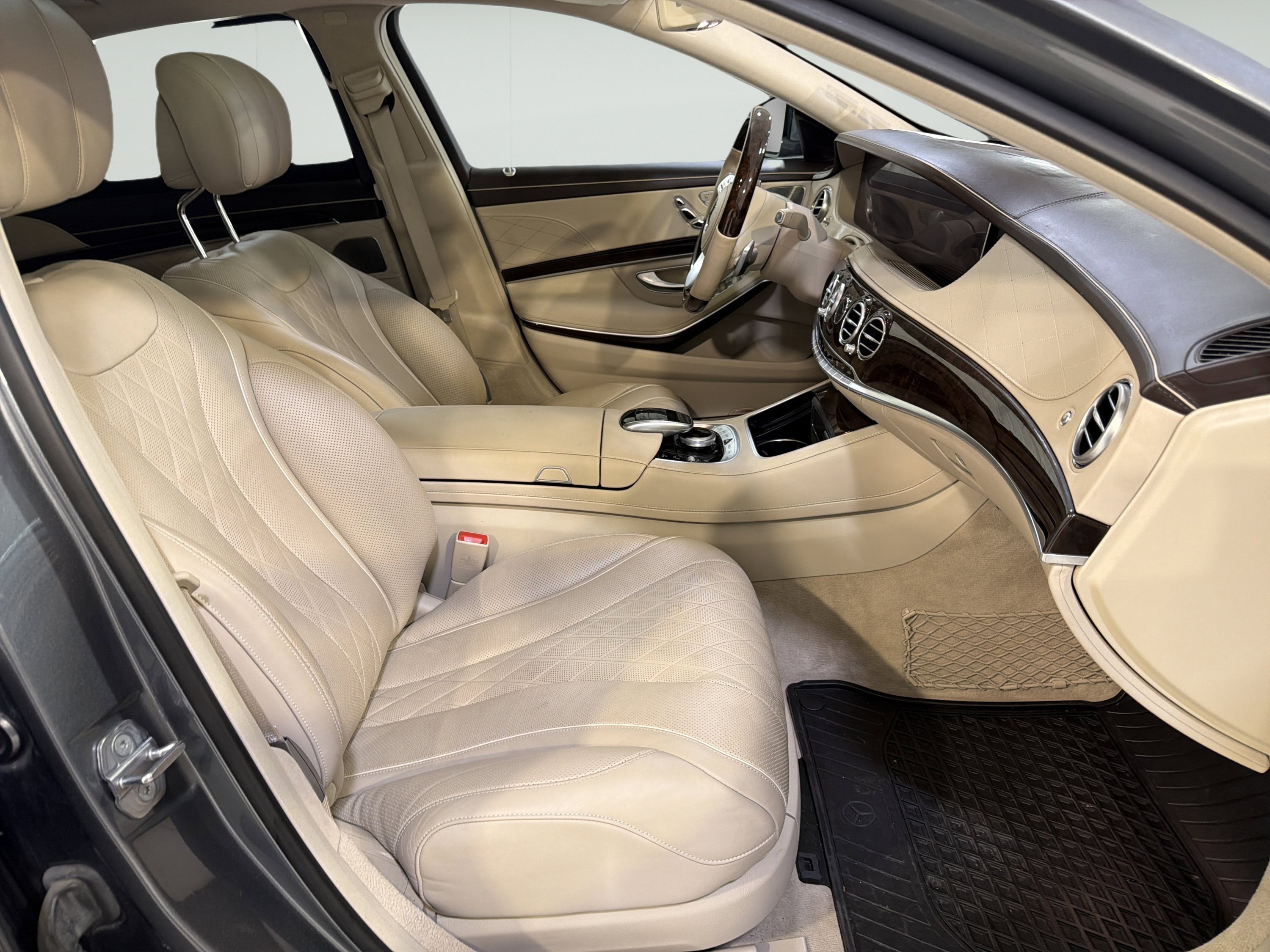 Used 2020 Mercedes-Benz S 560 Sedan image 13