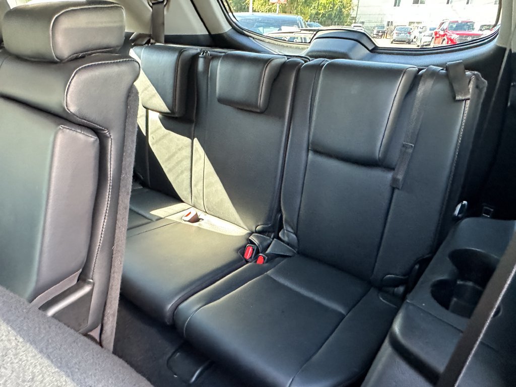 Used 2019 Toyota Highlander XLE FWD image 5