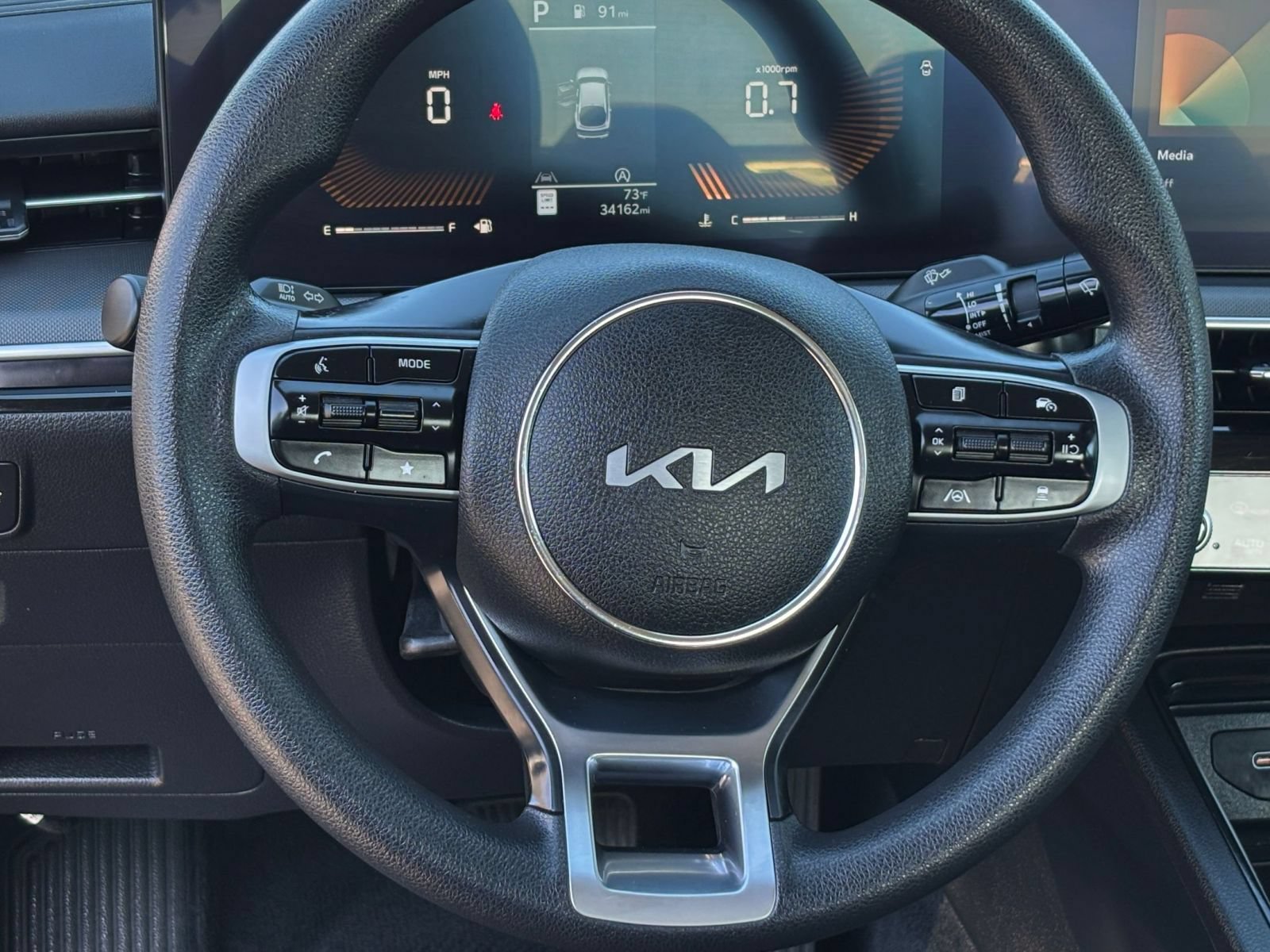 Used 2025 Kia K5 LXS FWD image 28