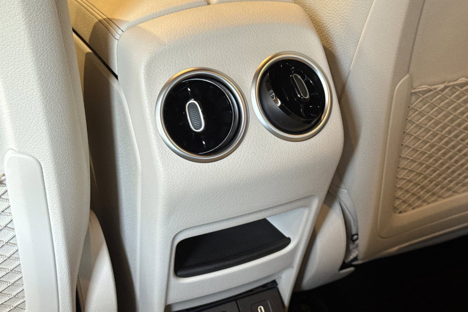 New 2025 Mercedes-Benz GLA 250 image 15