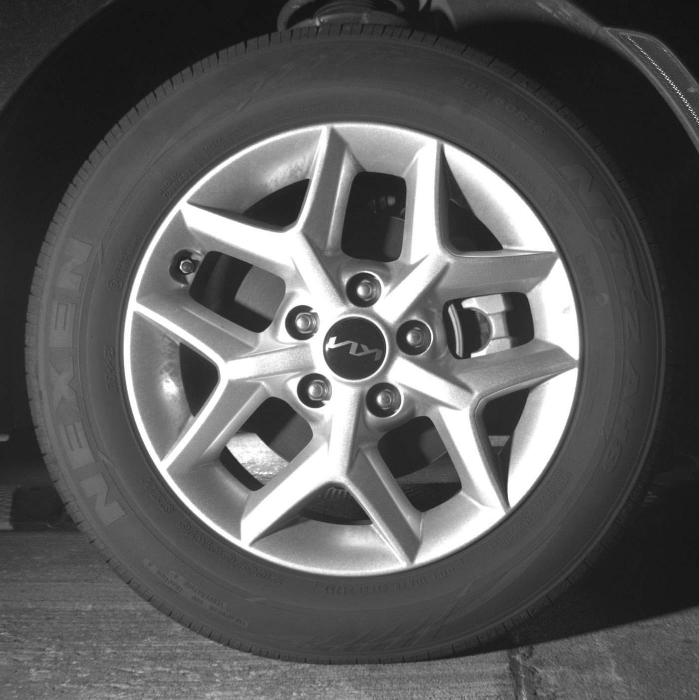 Used 2025 Kia Soul LX FWD image 13