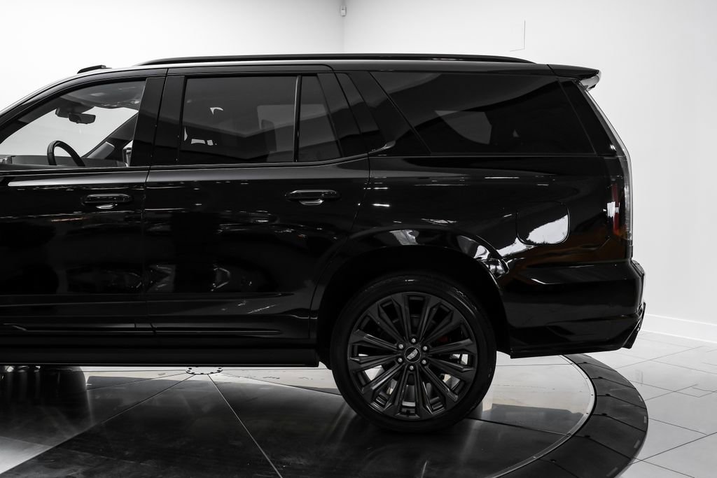Used 2026 Cadillac Escalade V AWD/4WD image 19