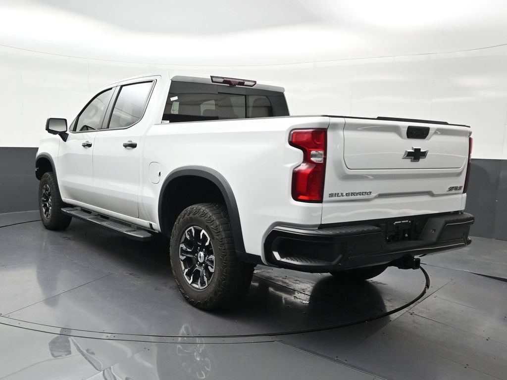 Used 2024 Chevrolet Silverado 1500 ZR2 w/ Technology Package AWD/4WD image 3