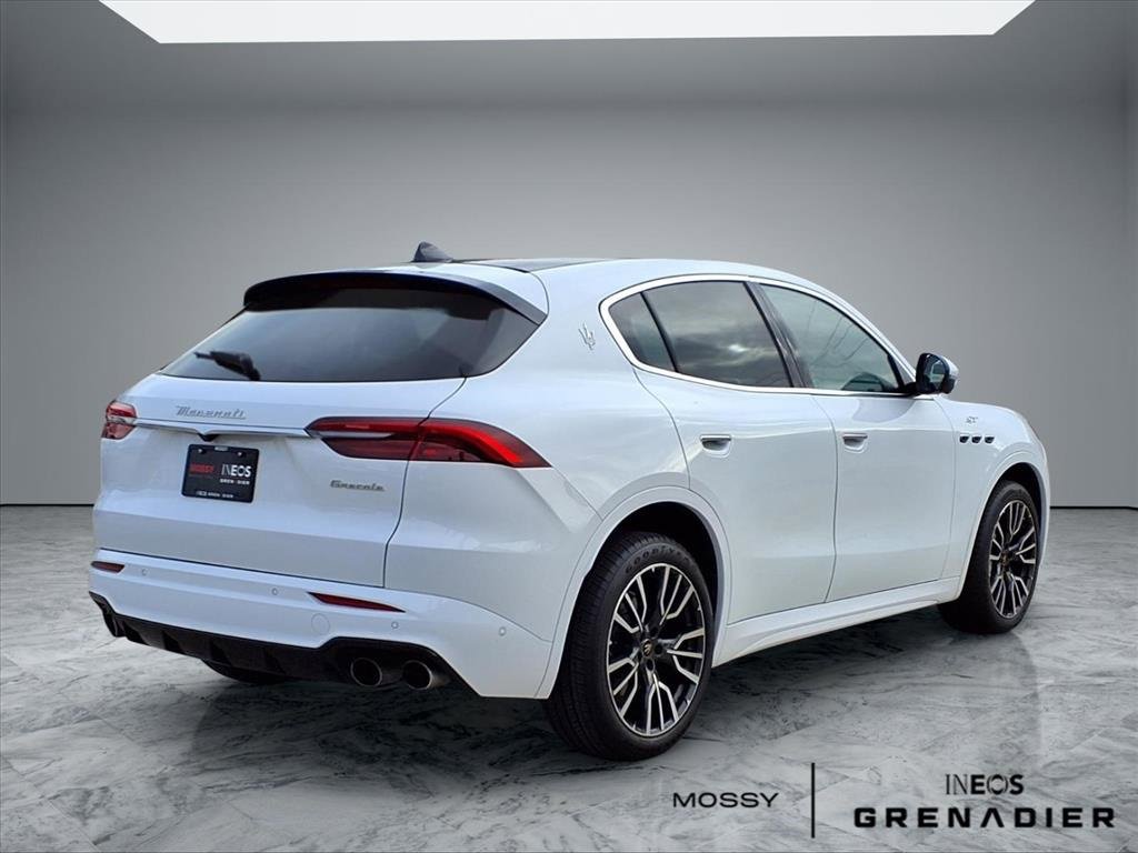 Used 2023 Maserati Grecale GT image 7
