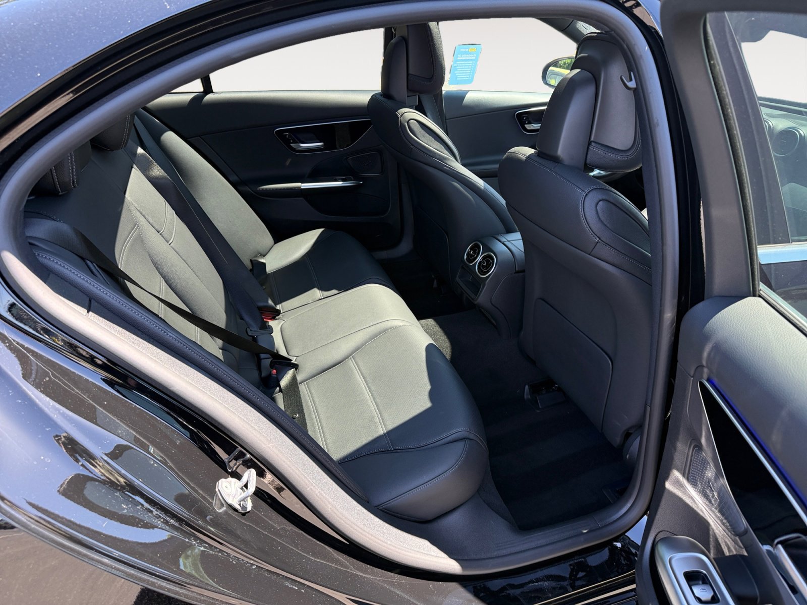 Used 2023 Mercedes-Benz C 300 Sedan image 18