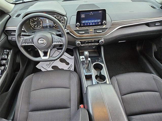 Used 2023 Nissan Altima 2.5 SV image 8