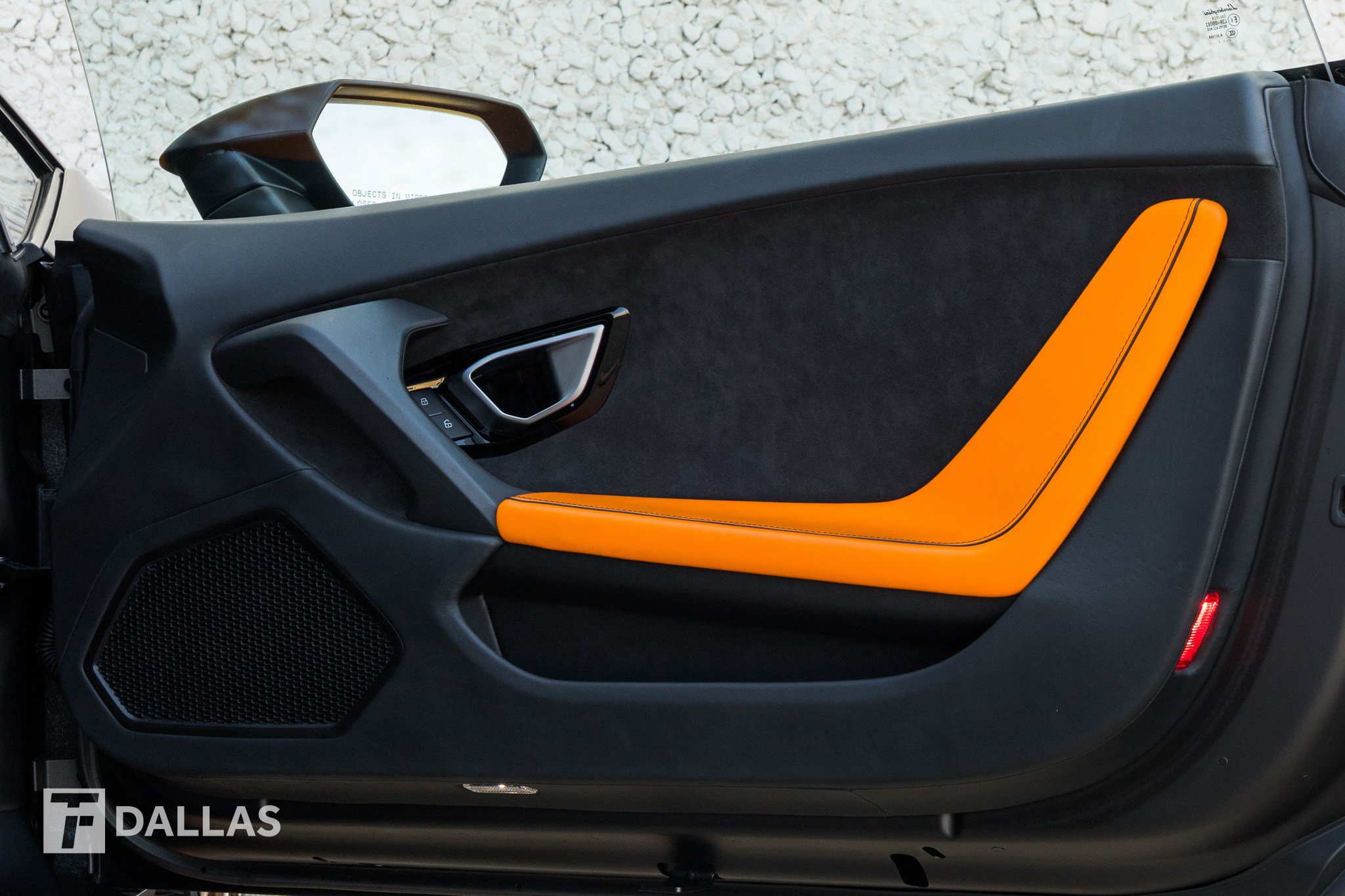 Used 2022 Lamborghini Huracan EVO RWD image 29