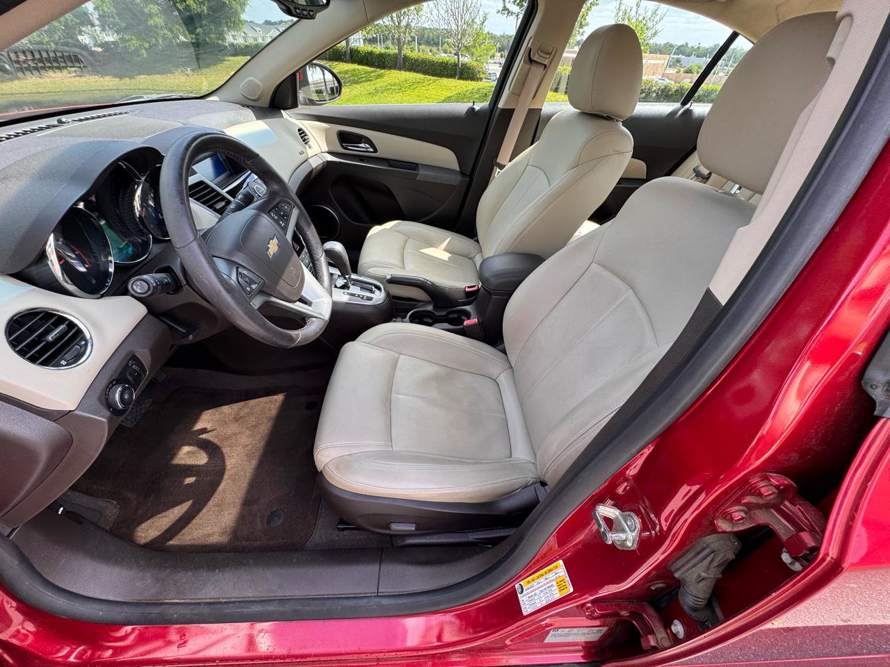 Used 2011 Chevrolet Cruze LTZ w/ RS Package FWD image 23