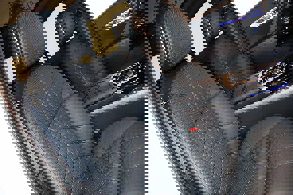 Used 2023 BMW 760i xDrive image 71