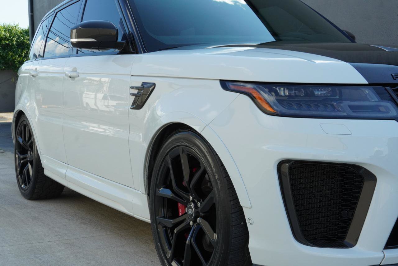Used 2022 Land Rover Range Rover Sport SVR Carbon Edition AWD/4WD image 13