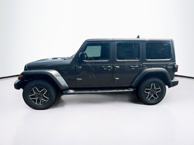 New 2026 Jeep Wrangler Unlimited Sahara AWD/4WD image 3