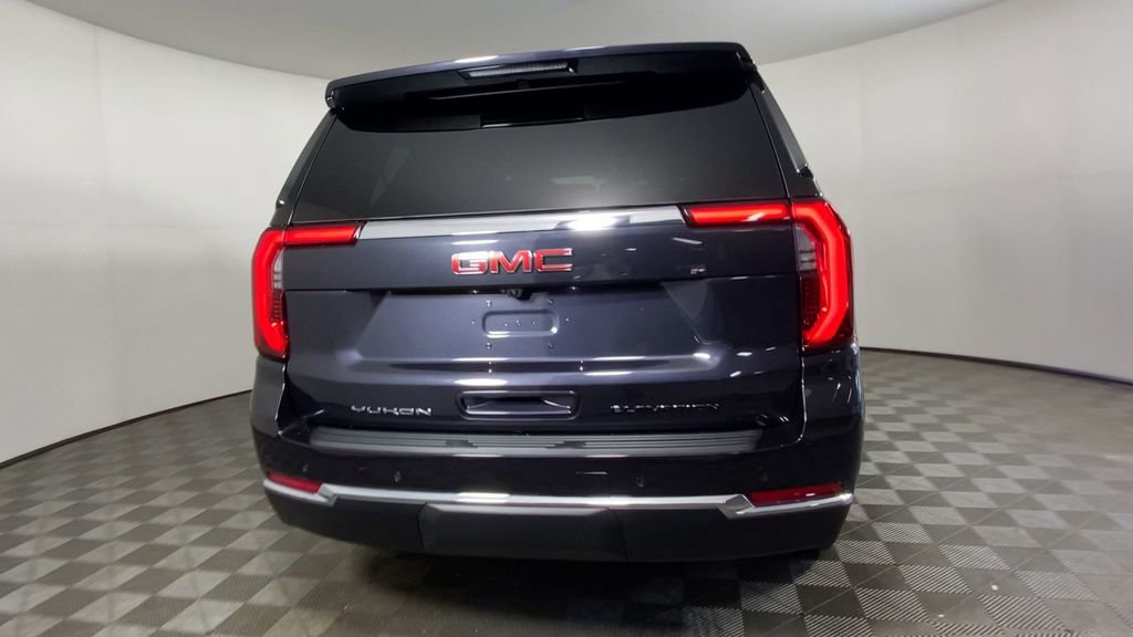 New 2026 GMC Yukon Elevation image 8