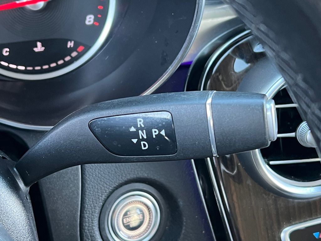 Used 2022 Mercedes-Benz GLC 300 image 24