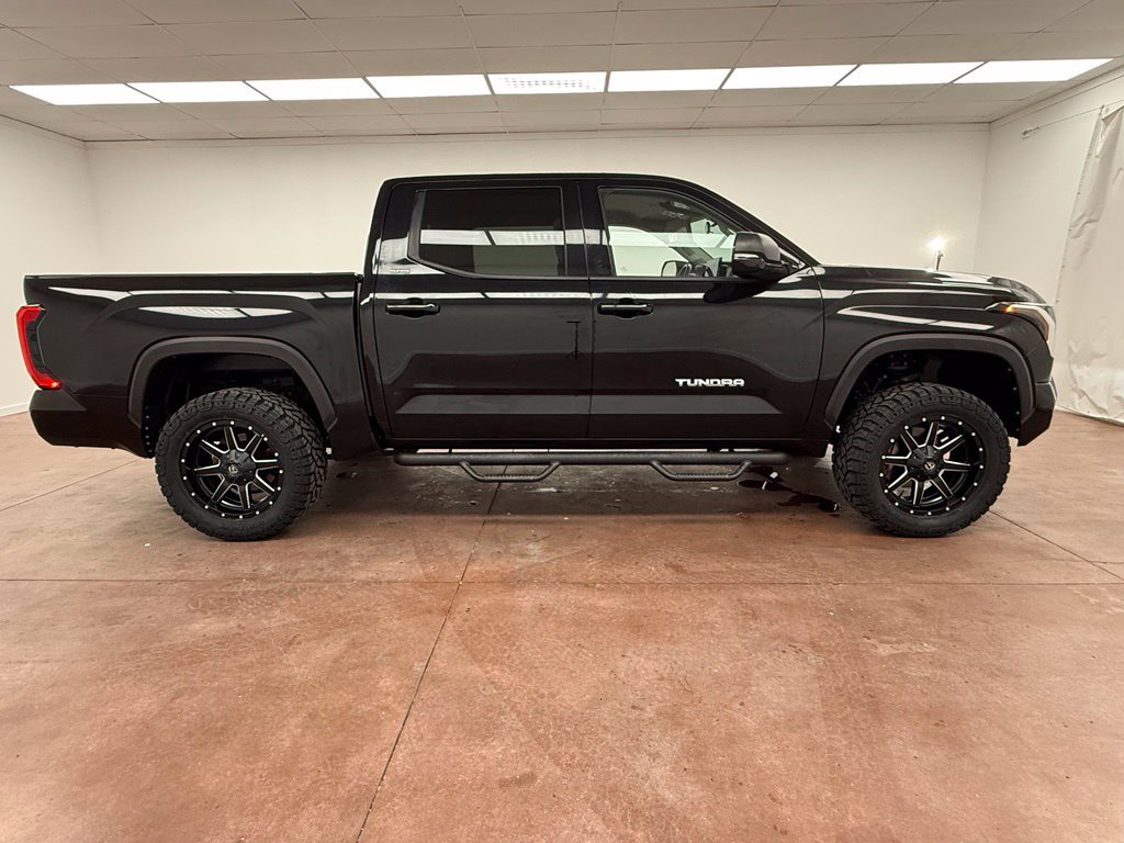 Used 2022 Toyota Tundra SR5 w/ SR5 Premium Package RWD image 7