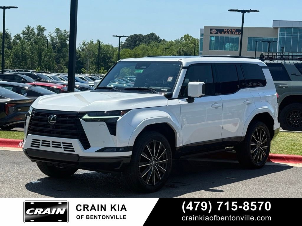 Used 2025 Lexus GX 550 w/ Accessory Package (2T) AWD/4WD image 3