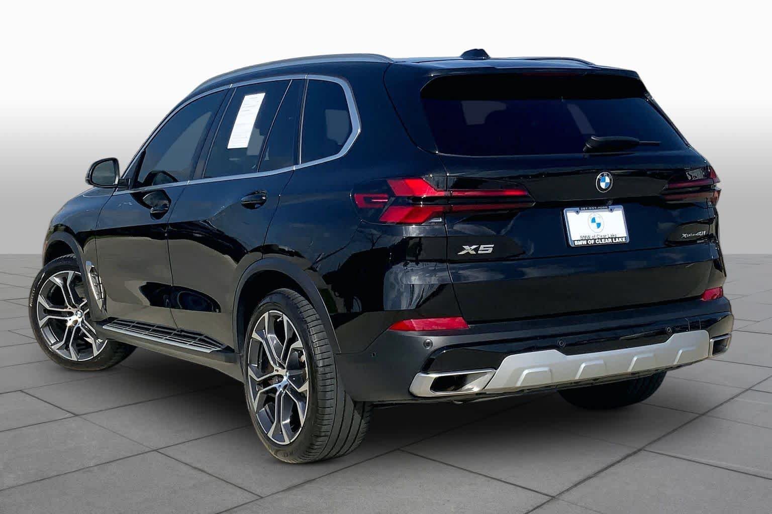 Used 2024 BMW X5 xDrive40i w/ Premium Package AWD/4WD image 11
