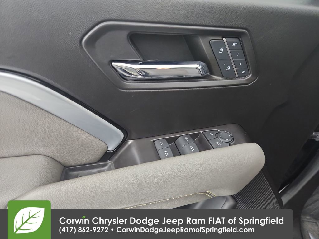 Used 2024 Chevrolet Colorado ZR2 w/ ZR2 Convenience Package III image 21
