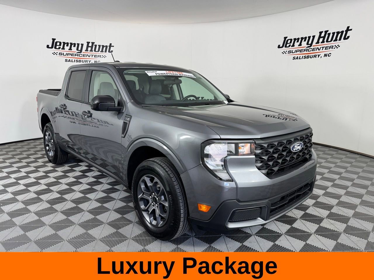 Used 2025 Ford Maverick XLT w/ XLT Luxury Package image 6