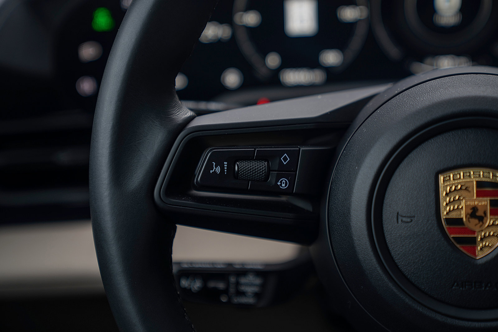 Certified 2023 Porsche Taycan image 7